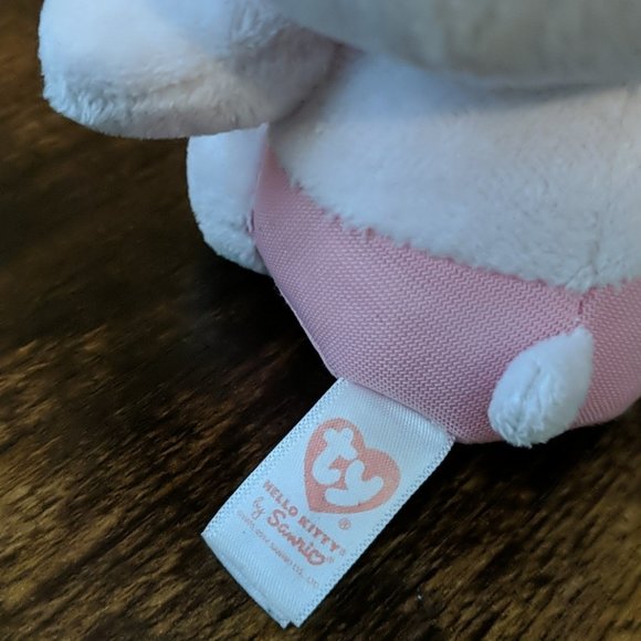 Hello Kitty TY Plush Stuffed Animal 6" Beanie Filled Bottom -Very Clean - Picture 3 of 3